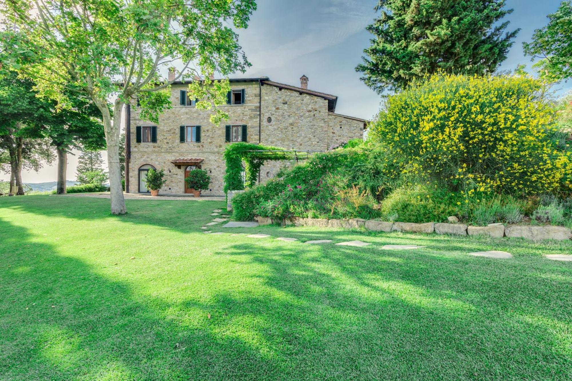 La Valletta Boutique Wine Estate Panzano in Chianti Exterior photo